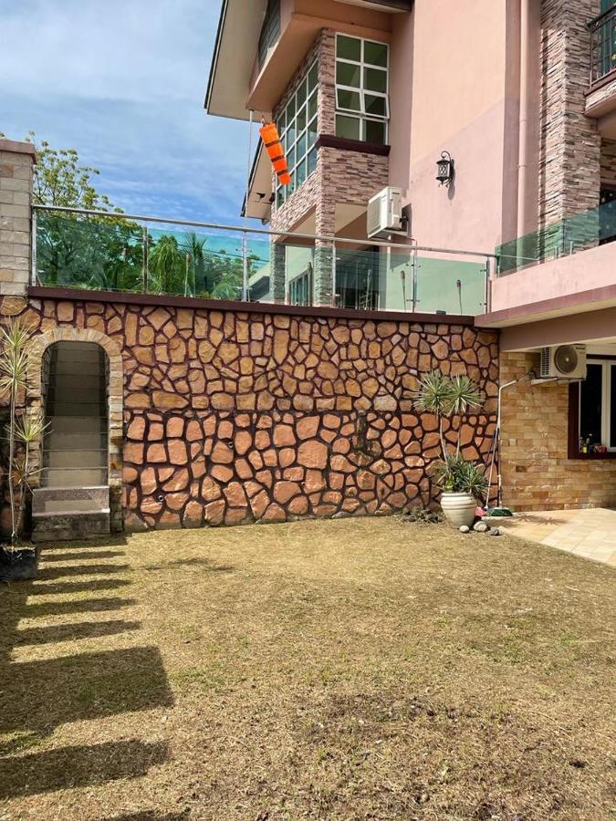 Homestay D' Sepangar Hills โกตาคินาบาลู ภายนอก รูปภาพ