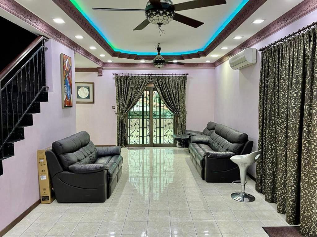 Homestay D' Sepangar Hills โกตาคินาบาลู ภายนอก รูปภาพ